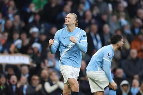 لا يتوقف عن التسجيل.. هالاند يبتعد بصدارة الهدافين في الدوري الإنجليزي